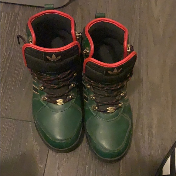 Limited edition adidas boots - Picture 3 of 3